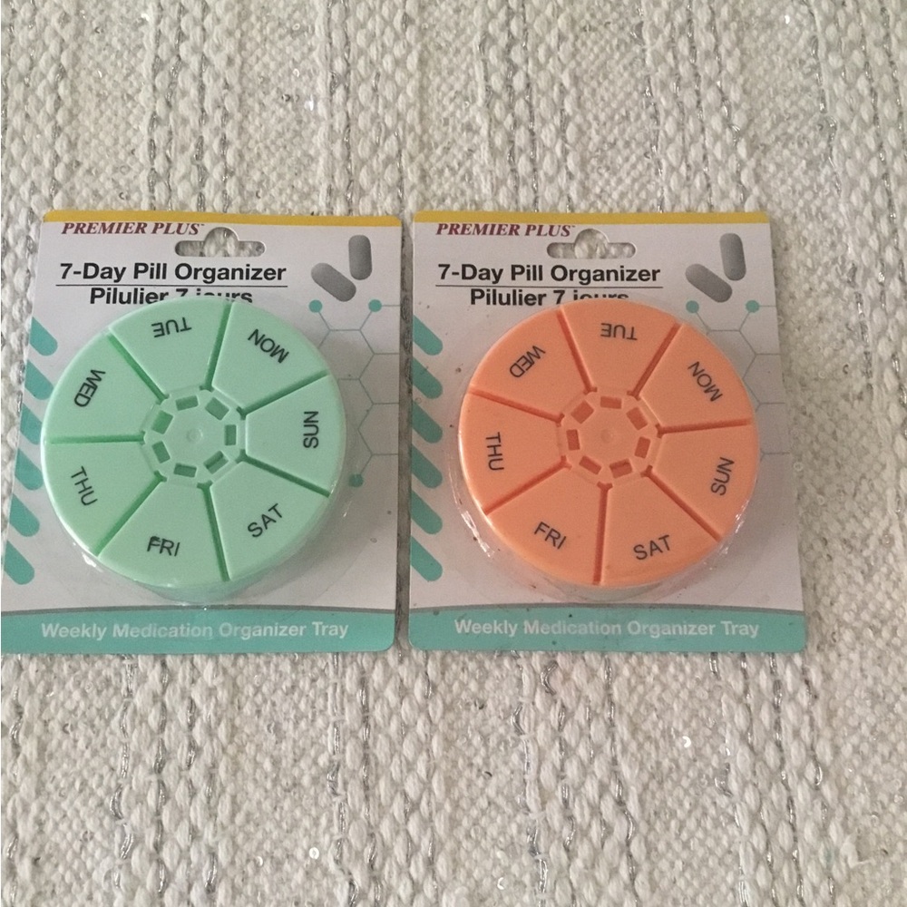 Set of 2 Round 7-Day Pill Organizers Mint Green Peach Jewelry Travel organizer